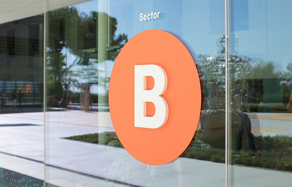 巴塞罗那儿童医院标识导视设计1