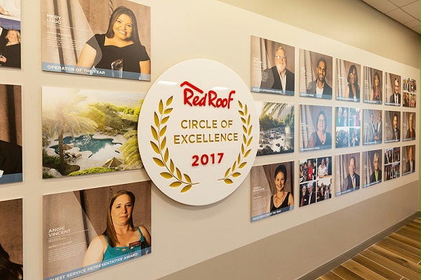 RED ROOF公司标识导视系统设计4