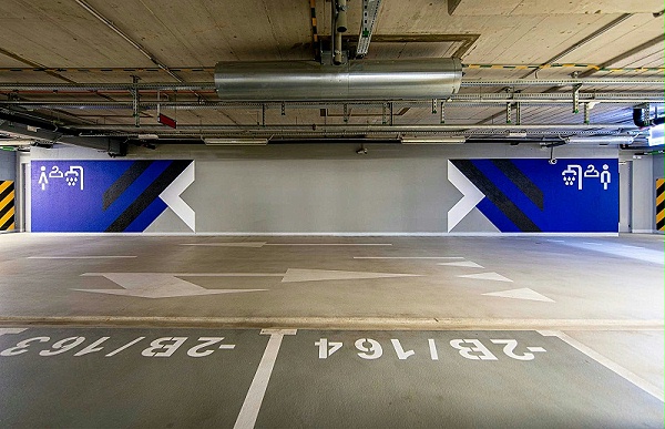 格但斯克商务中心停车场标识导视设计3