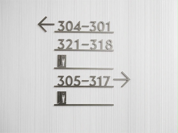 华沙Smolna 40酒店标识导视系统设计5