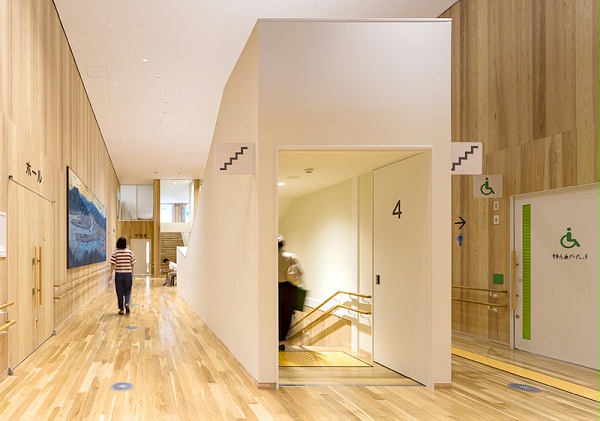 日本高知县图书馆标识导视设计2