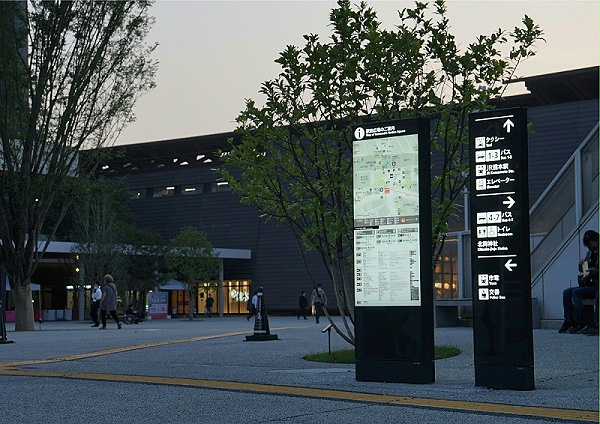 熊本站车站广场标识导视系统设计3