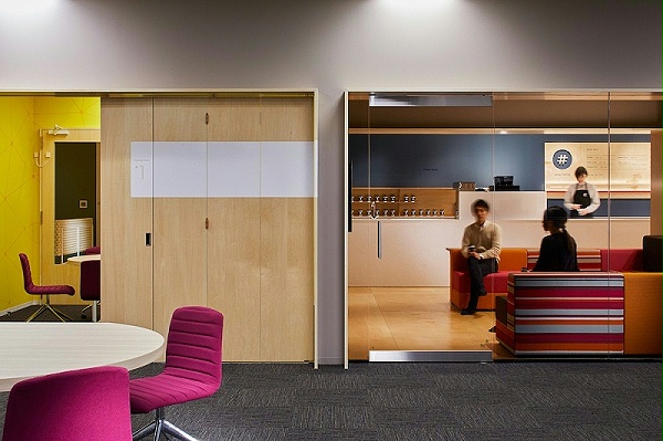 BROAD BAND公司标识导视设计5