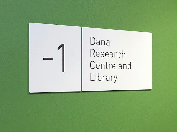达纳研究中心和图书馆标识导视设计5