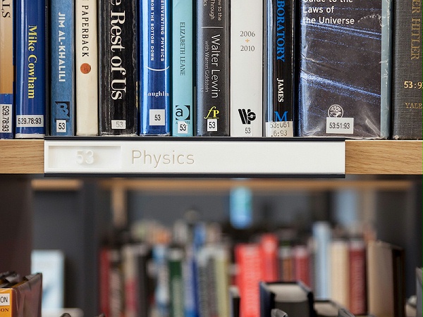 达纳研究中心和图书馆标识导视设计6