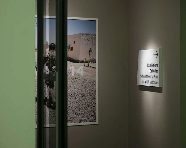 伦敦IWM军事博物馆标识导视系统设计5