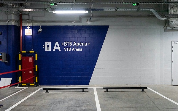 莫斯科VTB广场购物中心标识系统设计7