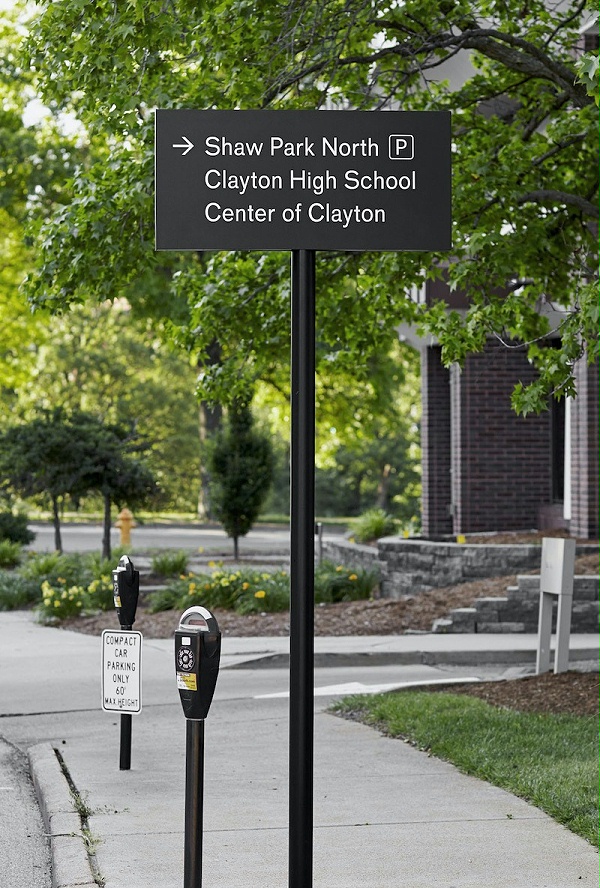 克莱顿市商务区标识导视系统设计4