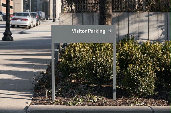 普利策艺术基金会标识导视系统设计2