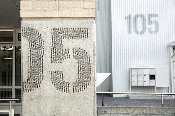 Carbahaus办公大楼标识导视系统设计4