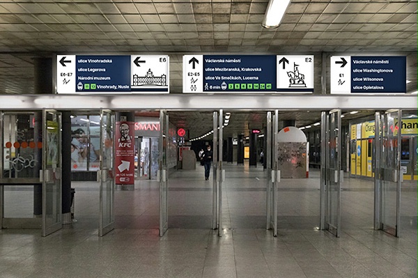 布拉格公共交通标识导视系统设计5