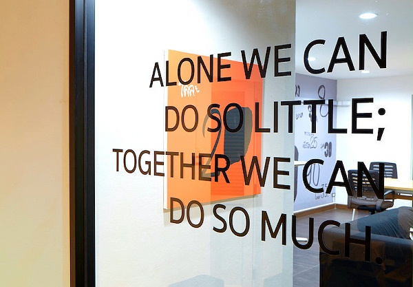 Freshket公司标识导视系统设计5