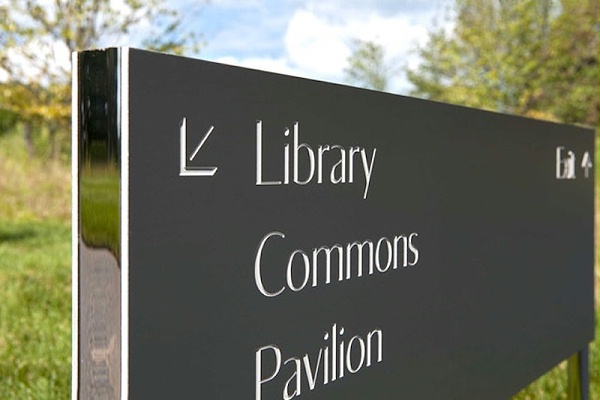 格雷斯农场基金会标识导视系统设计6