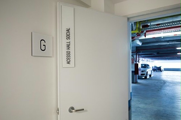 W TOWER商务中心标识导视系统设计6