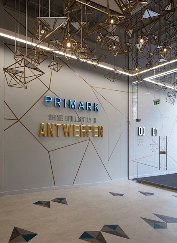 比利時安特卫普新Primark商店导视系统设计