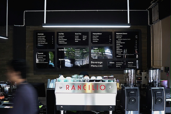 Menyala咖啡和烘焙工坊标识导视系统3