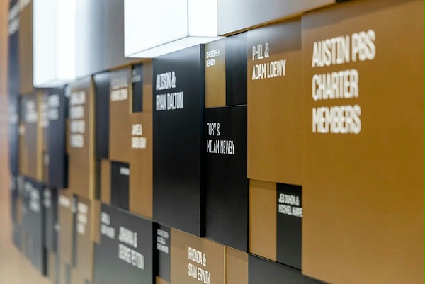 PBS公司标识导视系统设计4