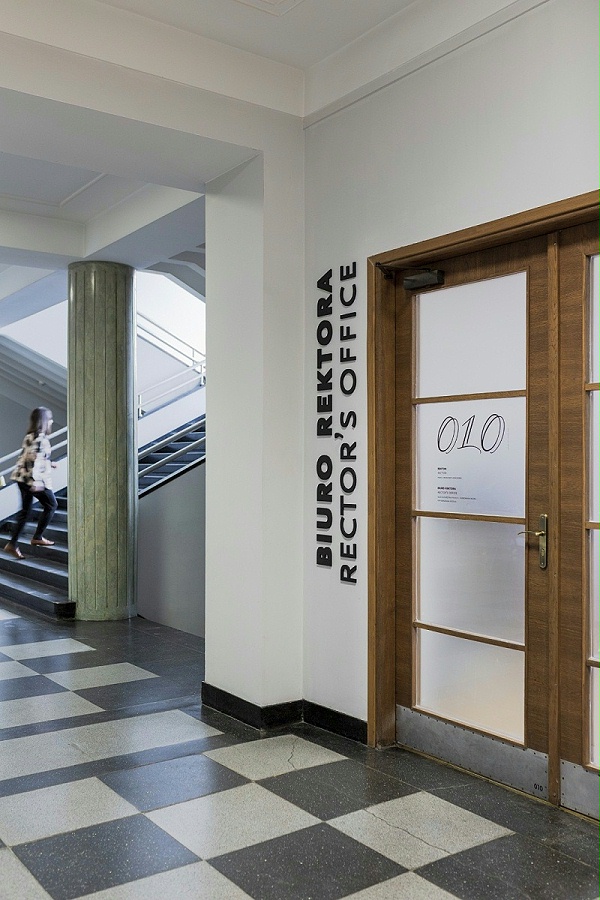 卡托维兹美术学院建筑系标识1