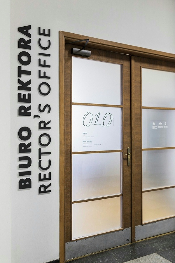 卡托维兹美术学院建筑系标识2