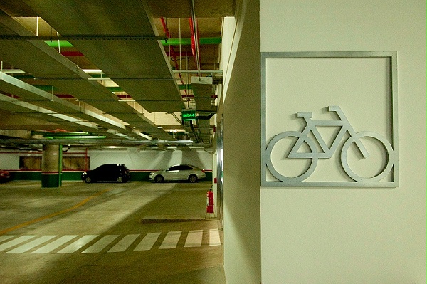 Jacaranda大楼标识导视设计6