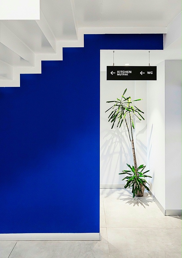 SabancıDx公司数字园区标识导视系统设计4