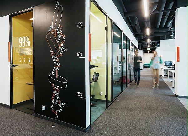 Admind品牌创意公司标识导视系统设计4