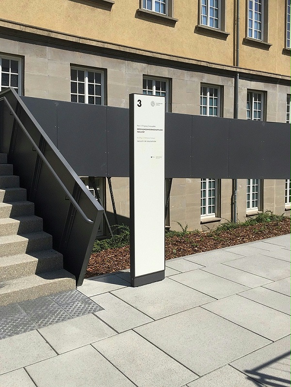 莱比锡大学Jahnallee校区标识导视设计2