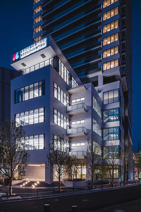 东京文化美容专门学校标识导视设计2