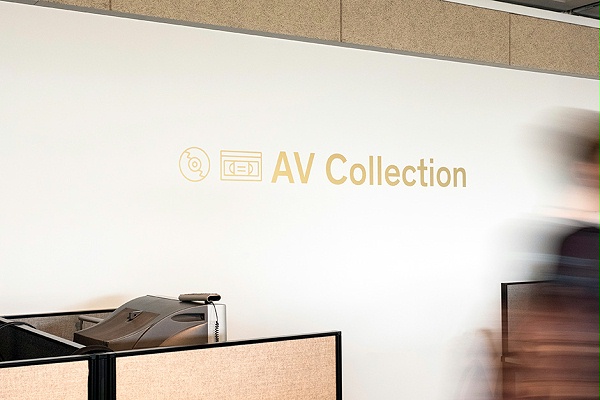 罗汉普顿大学图书馆标识导视设计5