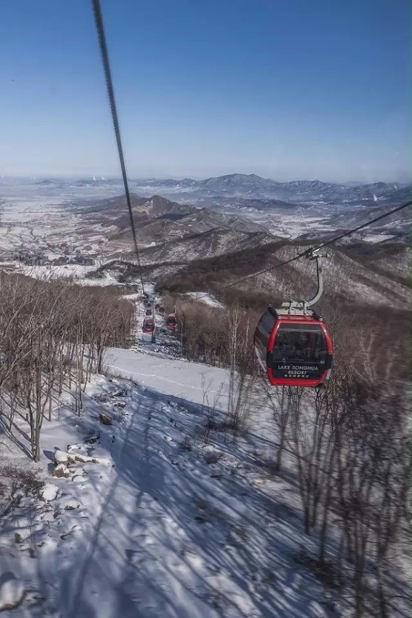 万科松花湖度假区滑雪场标识导视设计17