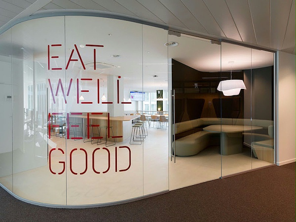 Thalys公司标识导视系统设计5