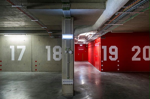 葡萄牙足球联合会标识导视设计4