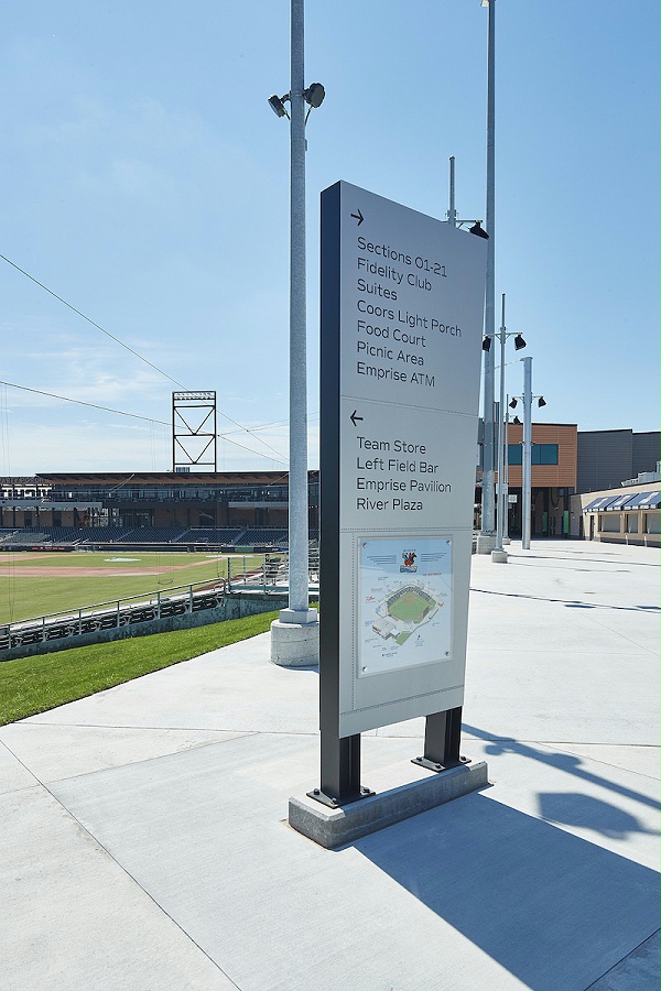 Riverfront 体育馆标识导视系统设计3