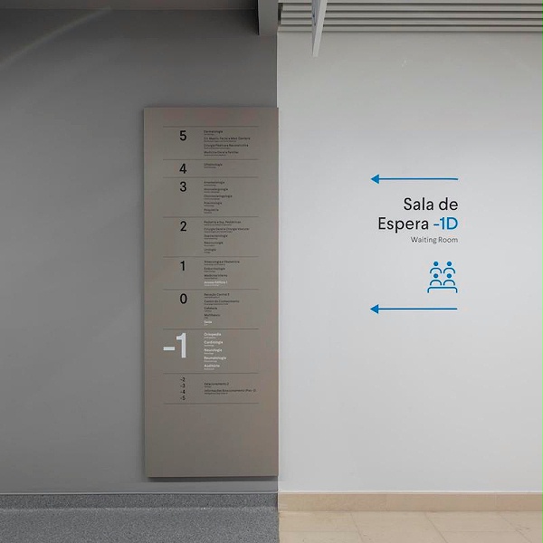 CUF公司标识导视系统设计2