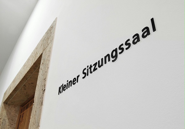 乌拉姆市政厅标识导视系统设计5