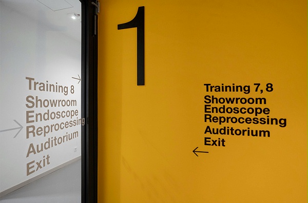 奥林巴斯公司总部标识导视系统设计4