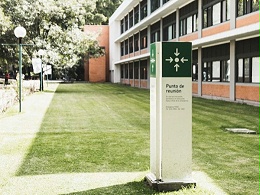 墨西哥ITESO大学标识导视系统设计