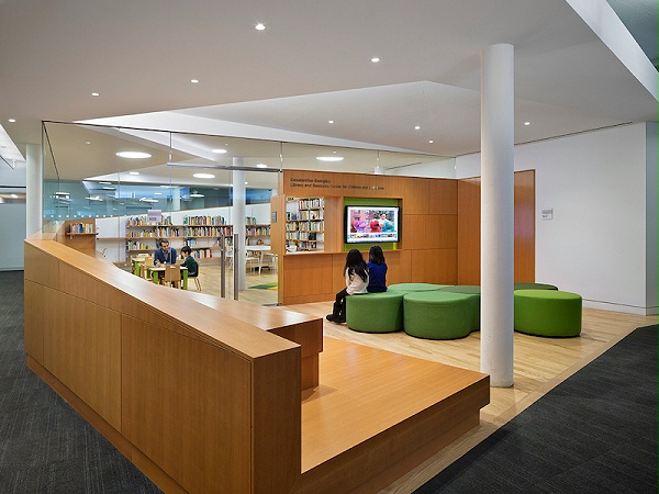 纽约大学斯坦哈特学院标识导视系统设计6