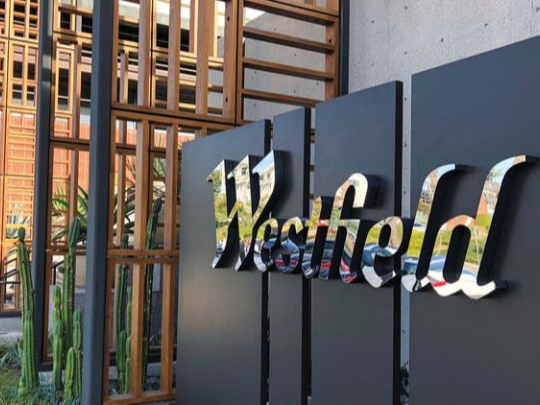 伦敦westfield世纪城标识导视设计赏析