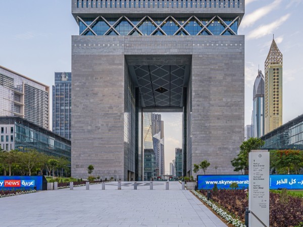 迪拜国际金融中心标识导视系统设计