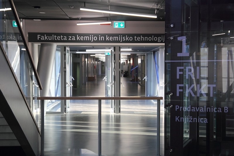 FRI & FKKTl学院标识导视系统设计3